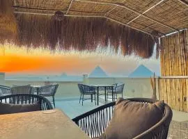 Lists pyramids view hotel