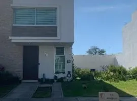 Bonita y cómoda casa en Bonaterra