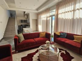 TiDise Villas & Chalets إستراحة وشاليه تايدايس，位于Bimmah的酒店