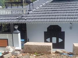 Blue mount stay，位于Gūdalūr的酒店