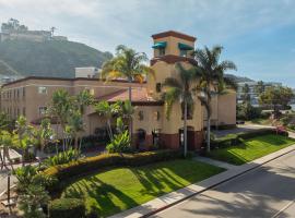 Ramada Suites by Wyndham San Diego Hotel Circle Area，位于圣地亚哥的酒店