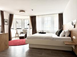 Adler Hotel und Restaurant Schiltach，位于希尔塔赫的酒店