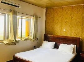 VICTORUS LUXURY HOTELS &APARTMENt