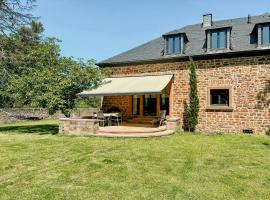 Renovated Farmhouse Half In The Trierer Heide，位于特里尔的酒店