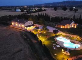 Agriturismo - La Campagna di San Francesco，位于阿西西的带泳池的酒店