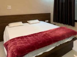 Hotel shiv shakti yatri niwas，位于Maihar的酒店