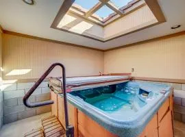 Family Home w/ Hot Tub! 2 Mi to Dtwn Riverside