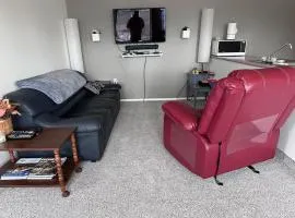 Texada Hunter Hiker friendly suite