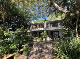 Golden Palms Guesthouse