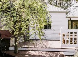 Old Maffra Cottage