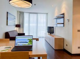 Hotel Jardines de Uleta Suites，位于维多利亚-加斯特伊兹的酒店