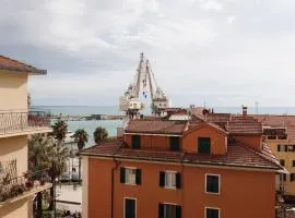 L'Attico sul Porto, Sea View, Wide Terrace, Imperia Center