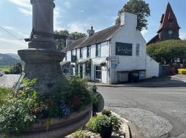 The Clachan Inn，位于Dalry的酒店