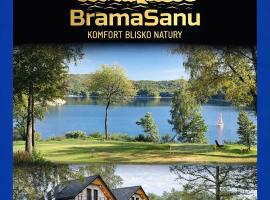 Brama Sanu - z prywatną linią brzegową Jeziora Solińskiego - pomosty - pontony - basen sezonowy，位于Olchowiec的酒店