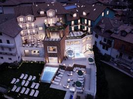 Cavallino Experience - Alpine Wellness Hotel，位于Rumo的酒店