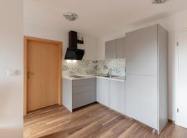 LOGAR Apartments，位于普雷德沃尔的酒店