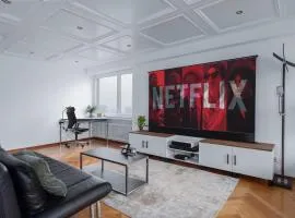 Home Cinema Apartment with Beamer and Netflix - Free Parking