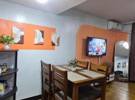Bright & Airy Loft Cambridge Village Charm，位于Cainta的酒店