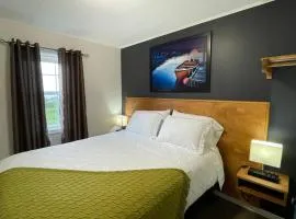 Buoy & Arrow Suites