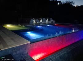 L&G Conford y naturaleza en Salta，位于拉卡尔德拉的酒店