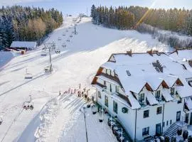 Hotel Kompleks Beskid z basenem i stokiem narciarskim - blisko Babiej Góry
