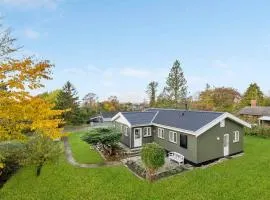 Cozy Holiday Home Near Nature And Terrace