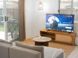 Spacious 4BR Family Home in Yarrabilba perfect for everyone