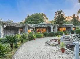 Bellmont Caves Resort and Spa, Corbett