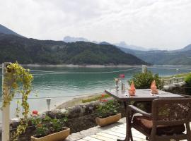 Le Chateau d'Herbelon，位于Treffort的酒店