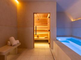 Almarine Eiffel Hotel & Spa by Malone，位于巴黎的酒店