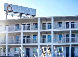 Motel 6-Rolla, MO，位于罗拉的酒店