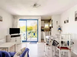 Appartement piscine mer et commerces proche