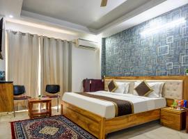 Hotel Maharaja Luxury Collection Near Medanta Medicity Hospital Gurgaon，位于古尔冈的酒店