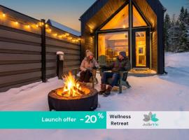 Jolie Vie Wellness Retreat, Wood Tiny Home #5，位于大瀑布的酒店