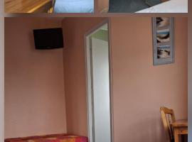 Hôtel de Vendée Restaurant Les2M，位于丰特奈勒孔特的酒店