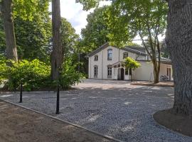 Kleines Landhotel Schafhaus，位于Bark的酒店