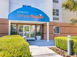 Sonesta Simply Suites Stafford，位于斯塔福德的酒店