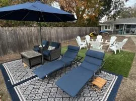 Peaceful Lakeside Retreat - Cozy 3BR Waterfront Home