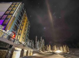 Ski in Ski out King Bed Suite Hotel Room Near Village，位于柯克伍德的酒店