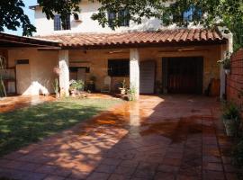 Petite Maison Camping，位于Limpio的酒店