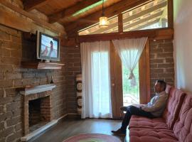 cabaña el rio la grande，位于萨卡特兰的酒店