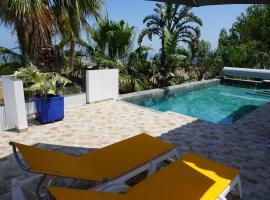 Acogedor estudio con terraza y piscina privada en Rafol d'Almunia - ES-373-65，位于Benimeli的酒店