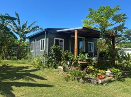 Taumeasina Island Beach Pods，位于阿皮亚的酒店