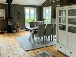 Modern Cabin Near Family Beaches In Holmsbu