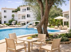 Cabot Club Torreblanca，位于萨科马的酒店