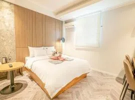 No25 Doksan Intersection