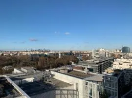 Charming studio Eiffel Tower view