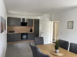 6-Personen Apartment mit großem Parkplatz, Küche & WLAN ideal für Monteure und Familien