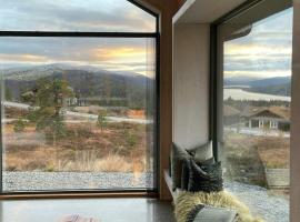 Eco-Friendly Cabin With Panoramic Views In Savalen，位于廷瑟的酒店