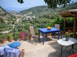 Palaiokastro Hillside Home 900m from the Beach